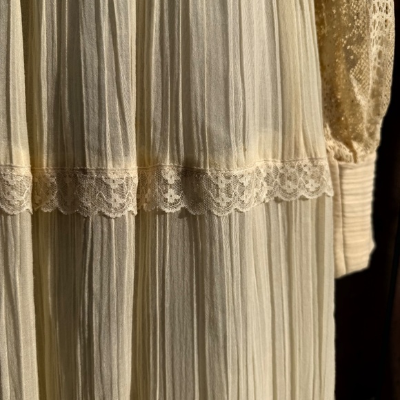 Ethereal ivory prairie/boho maxi dress 🤍 - Picture 10 of 13